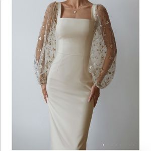 NWT Tulle sleeve midi dress